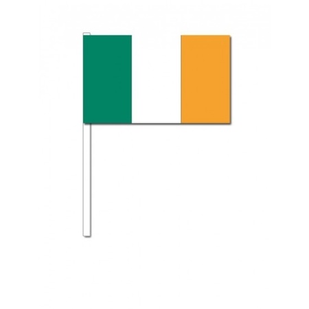 100x Irish waving flags 12 x 24 cm