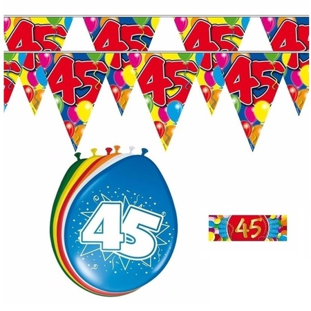 2x 45 jaar vlaggenlijn + ballonnen