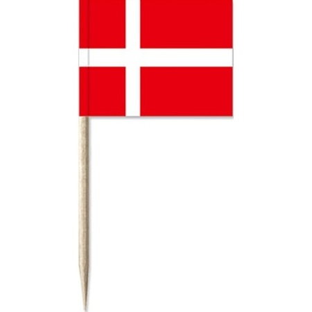 50x Cocktailprikkers Denemarken 8 cm vlaggetje landen decoratie