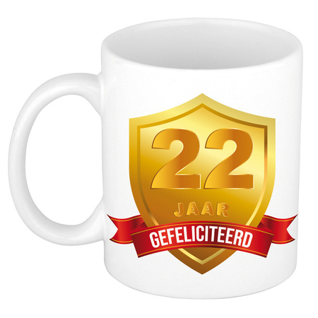 Gold shield 22 year mug - birthday / anniversary