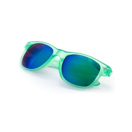 Trendy sunglasses green with mirror glasses