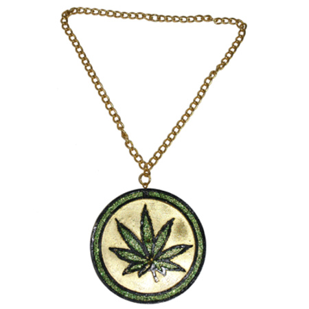 Marihuana necklace