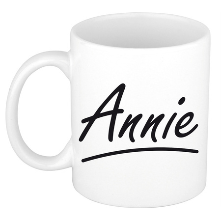 Naam cadeau mok / beker Annie met sierlijke letters 300 ml