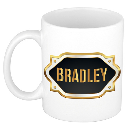 Naam cadeau mok / beker Bradley met gouden embleem 300 ml