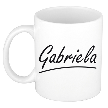 Naam cadeau mok / beker Gabriela met sierlijke letters 300 ml