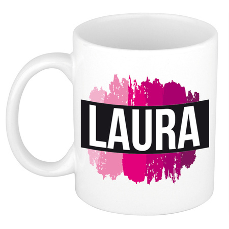 Naam cadeau mok / beker Laura  met roze verfstrepen 300 ml