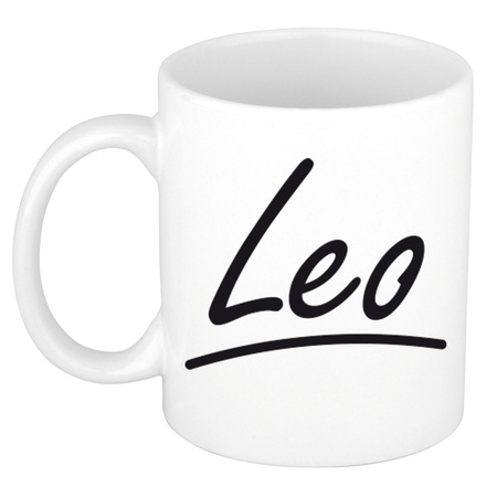 Name mug Leo with elegant letters 300 ml
