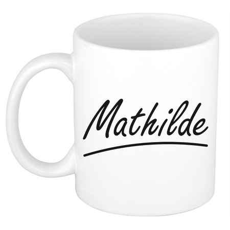 Naam cadeau mok / beker Mathilde met sierlijke letters 300 ml
