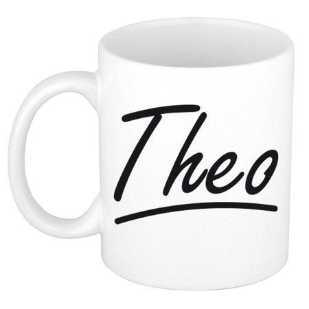 Name mug Theo with elegant letters 300 ml