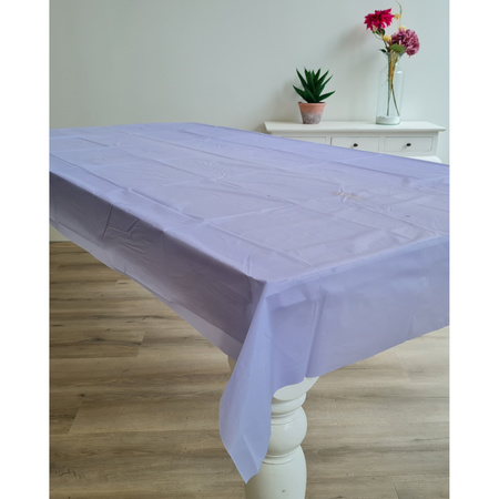 Tafelkleed lila paars van PVC plastic 140 x 240 cm