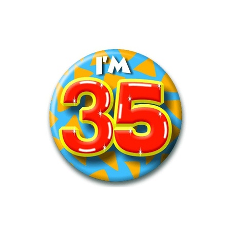 Verjaardags button I am 35