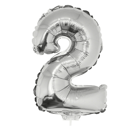 Zilveren opblaas cijfer ballon 2 op stokje 41 cm
